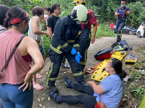 台媒：新竹两女子开车飞落60米深山谷，“奇迹，只受轻伤”