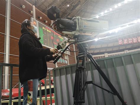 从场地和赛事直播切入，“智慧运动场”要做中国大众体育的真人竞技互动平台-36氪