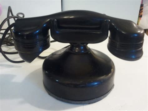 北京有个老电话博物馆 百年来的电话样式能让乔布斯汗颜_凤凰旅游
