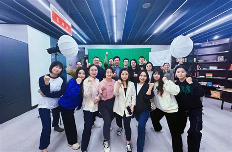 我校在第六届湖北省“互联网+”大学生创新创业大赛中获奖11项-中南民族大学创新创业学院