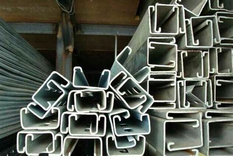 云南金属定制屏风厂家 复古铝窗花_铝合金门窗-广州凯麦金属建材有限公司