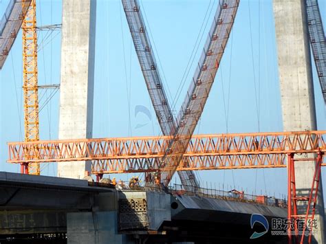 航拍湖南湘潭大桥交通视频mp44K视频素材