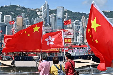 庆祝香港回归祖国25周年（2022/07/01）_新浪新闻