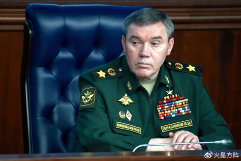 俄军总参谋长任“主帅”，这对乌克兰不是好消息
