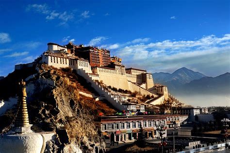 拉萨春节旅游(拉萨的新年旅游可以走起~来看看西藏人民是怎么过藏历新年的吧) - 【爱喜匠】