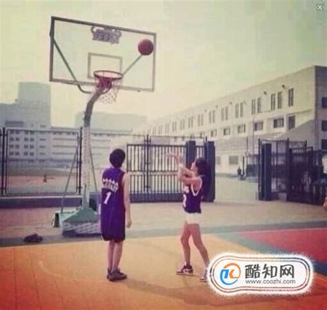 女生怎样打好篮球以及女生打篮球的益处_酷知经验网