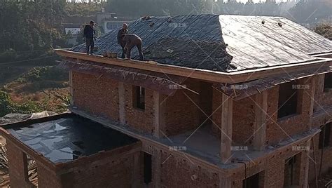 一种挂瓦坡屋面结构及其施工方法与流程