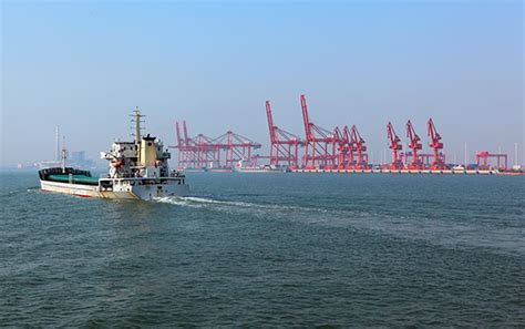 洋浦-钦州内外贸同船运输通道正式开通运营