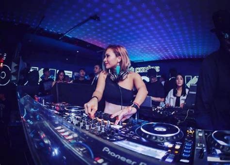 DJ Chace 目前唯一位在世界最大电音节Tomorrowland 主舞台演出的中国DJDJ活动-DJ教程-可可DJ音乐网