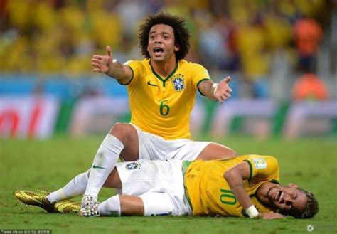 内马尔重伤_超级看台_巴西世界杯_腾讯网