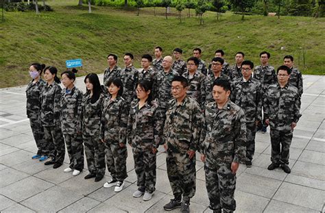 惠州军分区一行到我校基层武装部省级试点基地参观见学-学生工作处（部）武装部