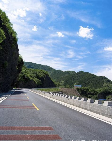 中国最长的国道，从广西到新疆跨越4个省市区，全程1万多公里__财经头条