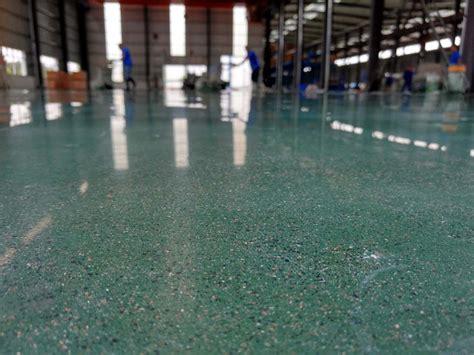 环氧地坪,塑胶地板,金刚砂硬化耐磨地坪,复古地坪,混凝土密封固化剂,泰安瑞鼎元地坪工程有限公司