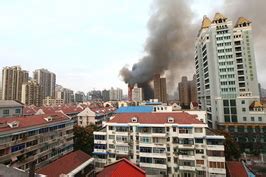 上海静安区高楼大火四周年_特色频道_财新网