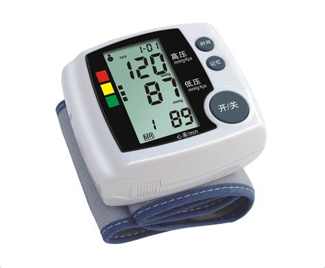 正常血压标准范围是多少-正常血压与年龄对照表-高血压需要注意的事项