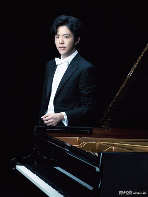 专访第 18 届肖邦国际钢琴大赛冠军刘晓禹 - 知乎
