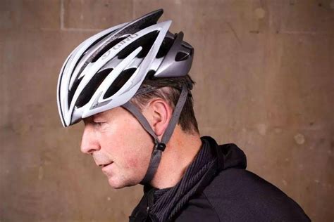 头盔“智能化”，能给我们带来什么样的骑行体验？MT1 Neo评测__财经头条