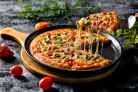 披萨,披萨的家常做法 - 美食杰菜谱做法大全