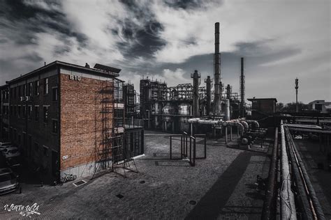 一座废弃的工厂高清图片下载-正版图片600139572-摄图网