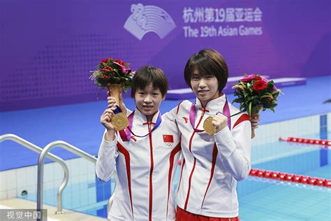 2023年全国跳水冠军赛女子十米台陈芋汐夺冠、全红婵摘银