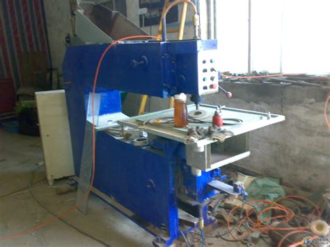 电动液压千斤顶-千斤顶-北京猎雕液压设备制造厂