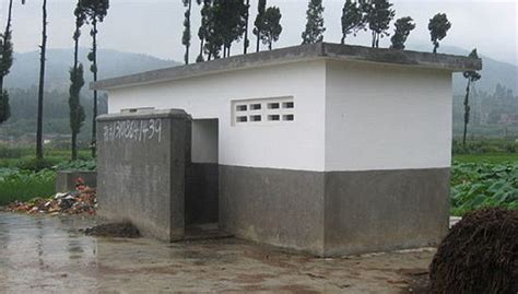 七部门印发《关于加强农村公共厕所建设和管理的通知》