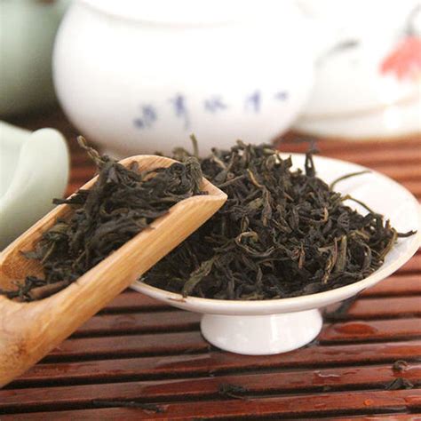 黑茶为什么要煮着喝，黑茶里茶梗有什么好处？ - 鉴茶 - 茶道道|中国茶道网