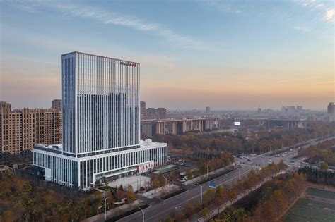 淄博东岳大厦 建筑设计 / 上海三益建筑设计有限公司 | 特来设计