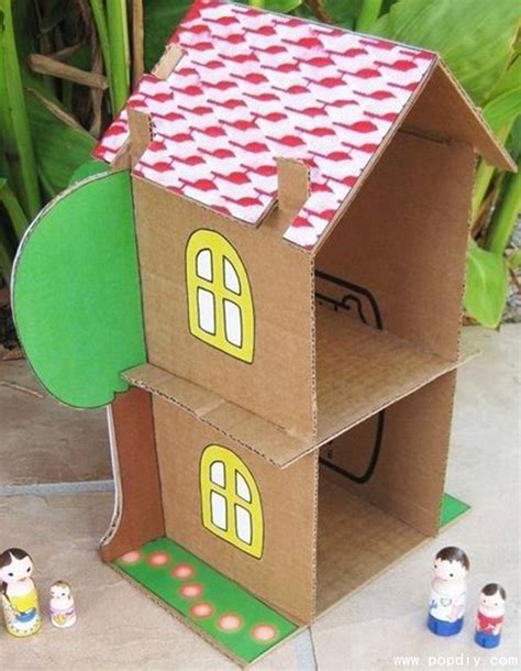 用废弃的硬纸板，手工制作出漂亮的房子，简单有创意