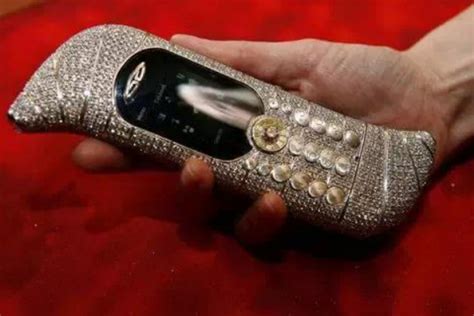 全球最贵手机排行榜，最后一部可买10辆玛莎拉蒂