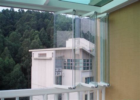 无框玻璃窗封闭阳台 比铝合金窗美观大气一百倍 - 装修保障网