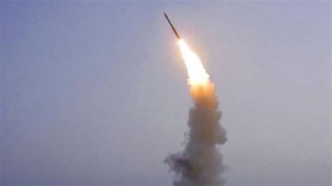 朝鲜试射两枚短程导弹 未落入日本水域_凤凰网视频_凤凰网