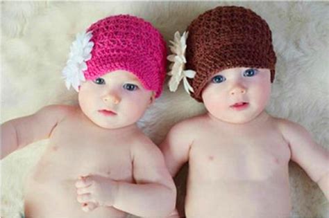 双胞胎宝宝怎样起名字好 好听有涵义的双胞胎宝宝名字大全-周易起名-国学梦