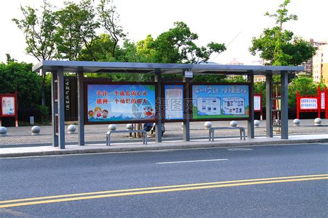 厦门BRT智能公交——5G+北斗让公交更聪明 - 星豆慧联（武汉）信息技术有限公司