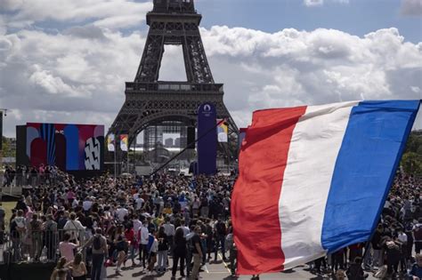 法国庆祝夏季奥运进入“巴黎时间”-新闻中心-温州网