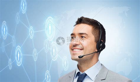 商业,人,技术服务微笑的商人耳机,寻找虚拟联系人图标投影蓝色背景高清图片下载-正版图片300672865-摄图网