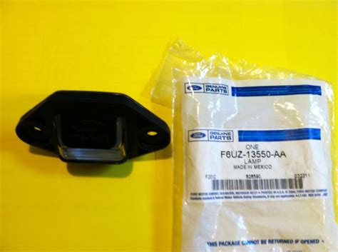 Ford F6UZ-13550-AA - LAMP ASY - LICENCE P, Turn Signal Bulbs - Amazon ...