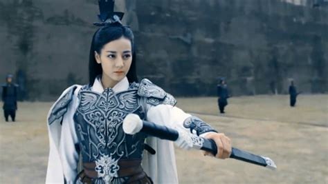 女星演绎的古代女将军形象中，赵薇最逼真，冰冰帅进好莱坞！