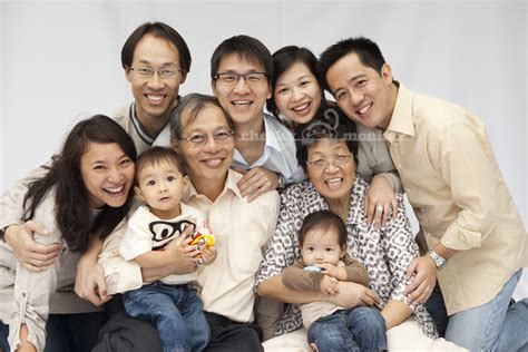 Family of Three at Hong Kong University ⋆ Family Photographer – Rebecca ...