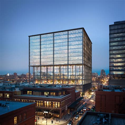 SOM在芝加哥设计的豪华办公大楼隆重开幕 | 建筑学院