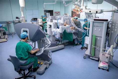 1000例机器人手术背后：协和外科有个“珠峰天团” - 新闻 - 健康时报网_精品健康新闻 健康服务专家