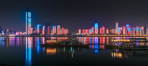武汉，十里江滩走一走，两岸灯光秀一秀|江滩|汉口江滩|斗鱼_新浪新闻