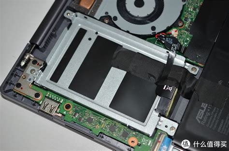 青岛硬盘修理移动硬盘修复数据恢复一般多少钱-【百修网】