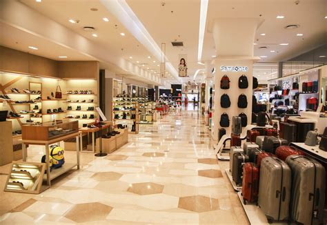 重庆百货商场走廊地板砖装修设计图_装信通网效果图