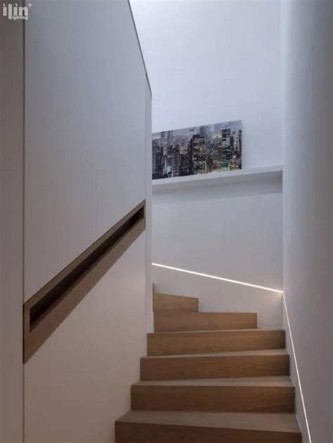 LED软灯带在楼梯上要怎么安装？—宜琳照明 _ilin-lighting