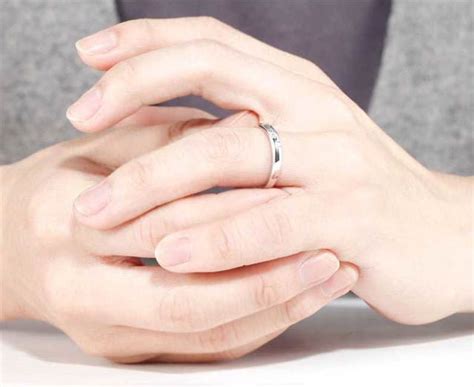 男士戒指戴左手还是戴右手？ 分享男士戒指的正确戴法 – 我爱钻石网官网
