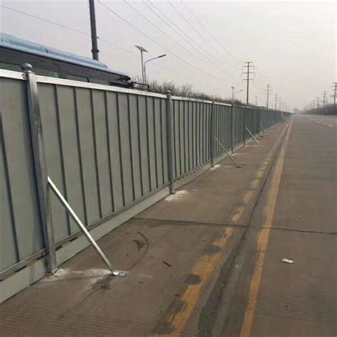 PVC临时围挡 塑料围挡 彩钢围挡 可移动地铁施工围挡 临时封闭式-阿里巴巴