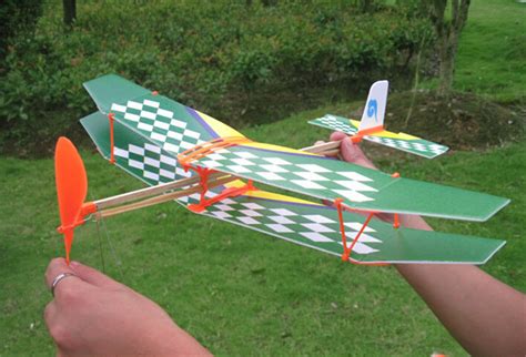 DIY手工橡皮筋动力飞机模型！超好玩！儿童玩具滑翔机航模制作