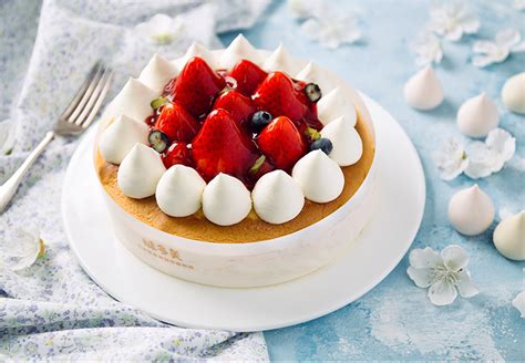 蛋糕店甜品店生日蛋糕宣传海报设计_红动网