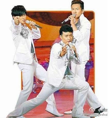 小虎队 - 1995虎啸龙腾狂飙演唱会（DVD/ISO/7.89G） - 蓝光演唱会